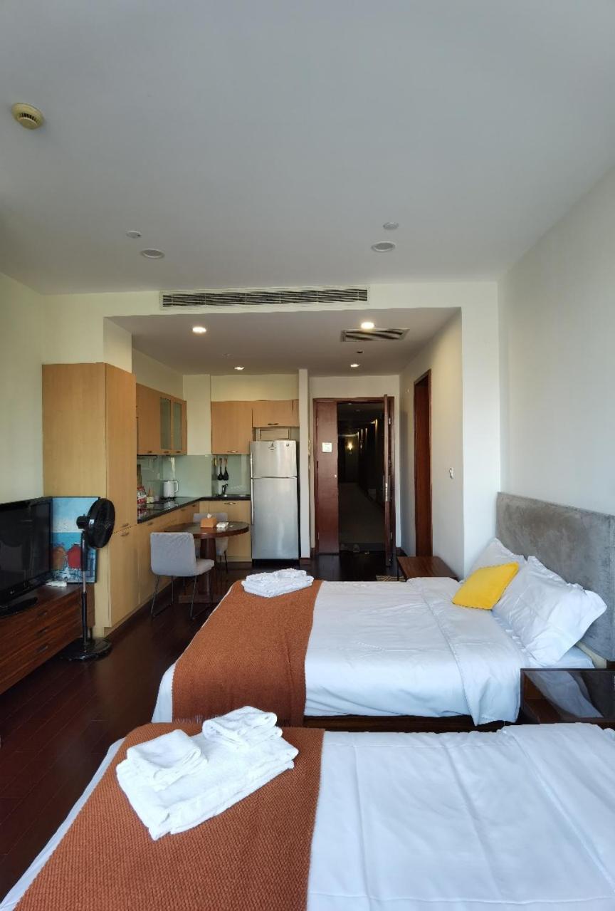 River House Near The Peoples Square And The Bund 上海市 エクステリア 写真